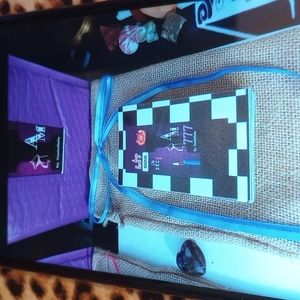 'LIT Signs' The Deck Oracle